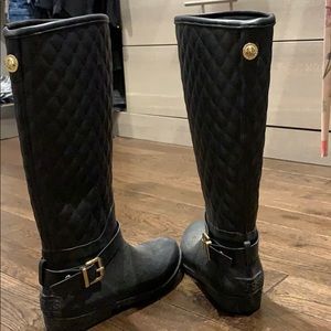 Guess Quilted Rain Boot in Black